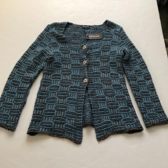 Putorti Sweater - Picture 8 of 9